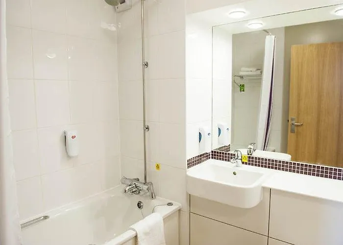 Premier Inn Stroud