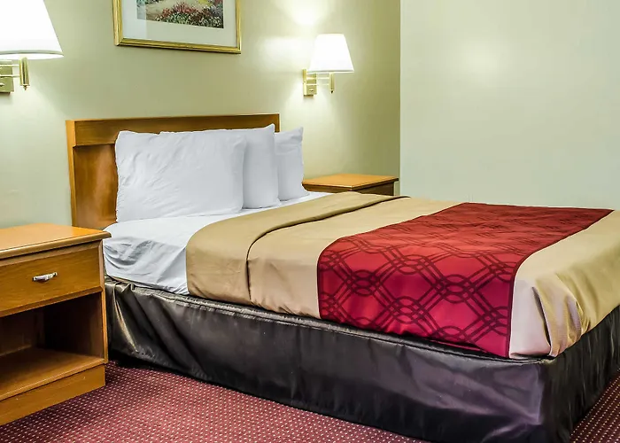 Econo Lodge Northeast