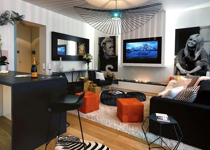 Charles Home Amazone