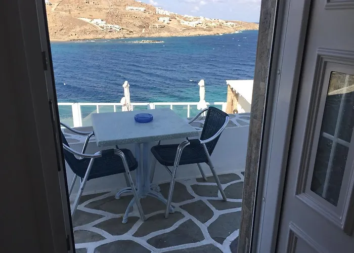 Vana Holidays
