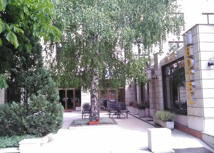 Hotel Dinara