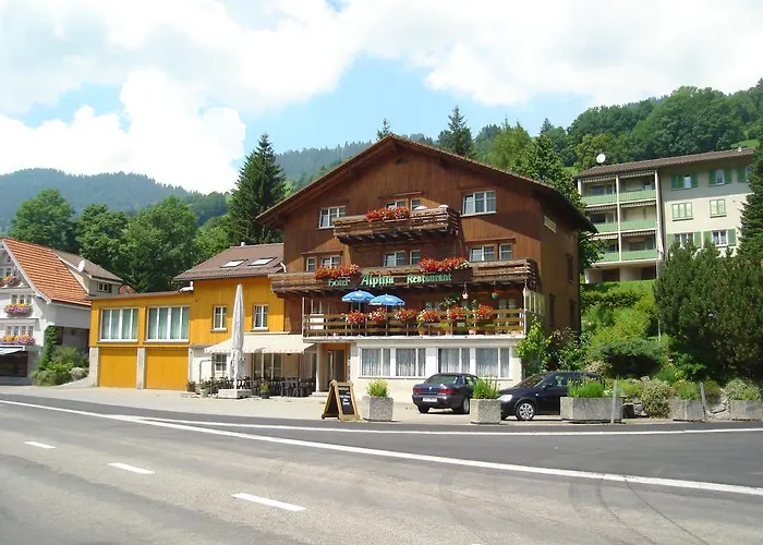 Hotel Alpina