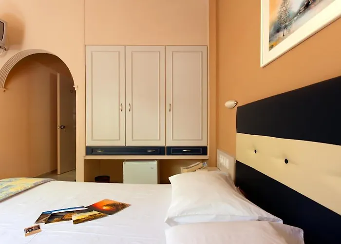 Rea Hotel