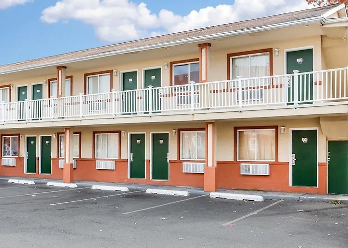 Economy Motel