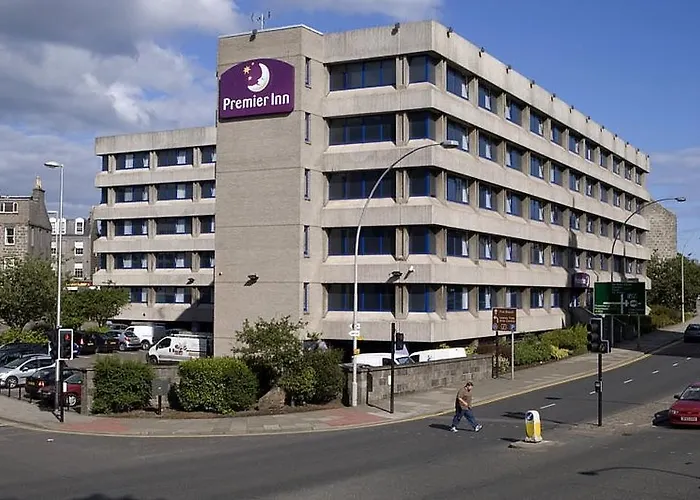 Premier Inn Aberdeen City Centre