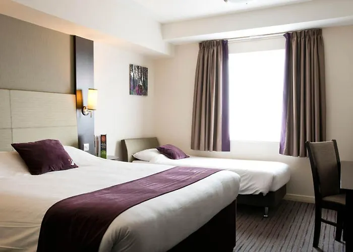 Premier Inn Southampton West
