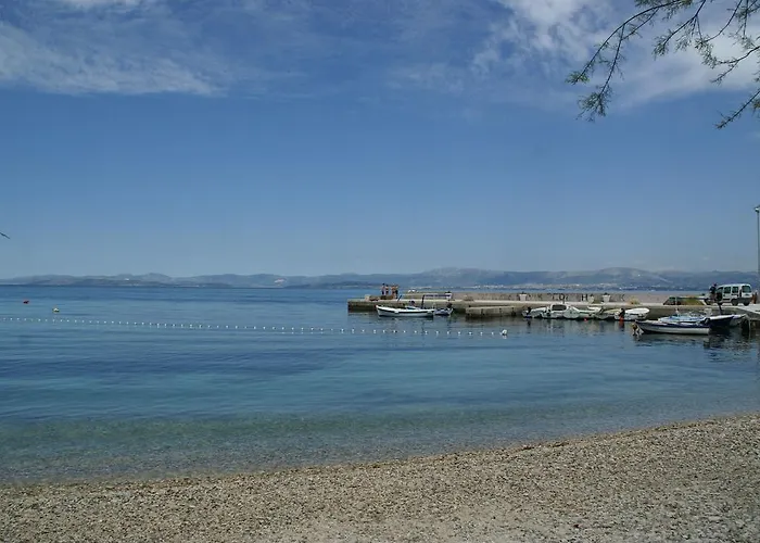 Magnificent Villa In Supetar With Swimming Pool