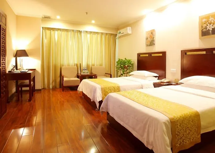 Greentree Eastern Quzhou Hewu Road Hotel