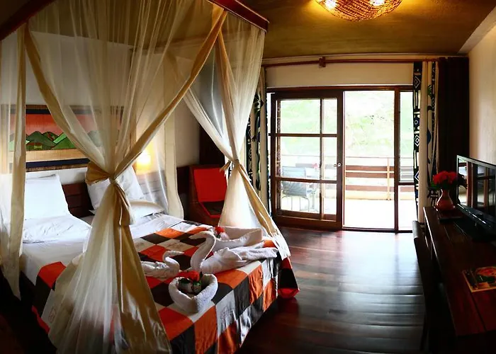 Hotel Club Du Lac Tanganyika