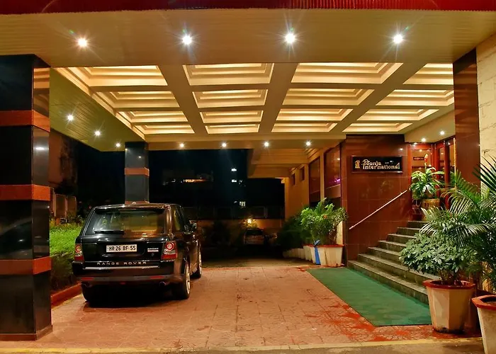 Hotel Poonja International