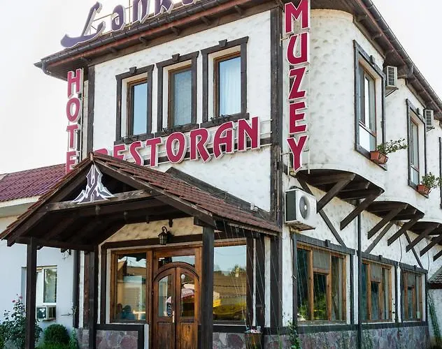 Khan Lankaran Hotel