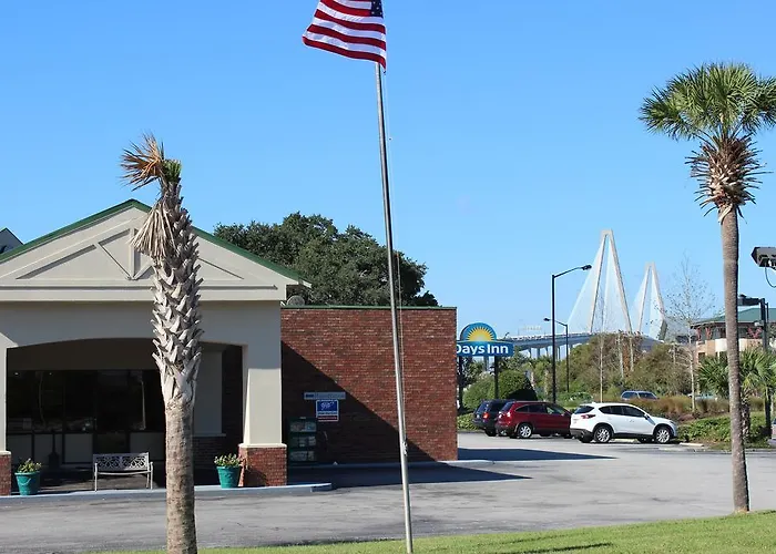 Days Inn By Wyndham Mt Pleasant-Charleston-Patriots Point