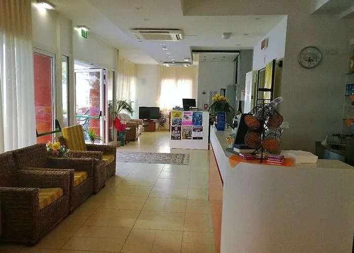 Hotel Tritone