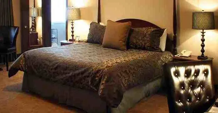 Hotel Baker