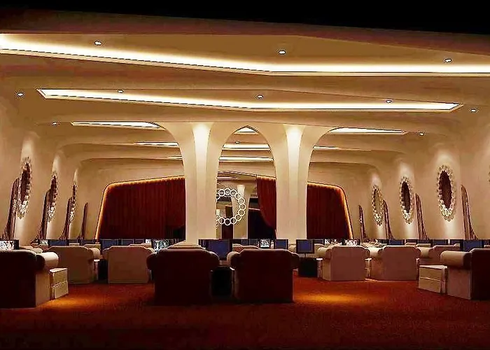 Liao Bin Paxton Vacances Hotel