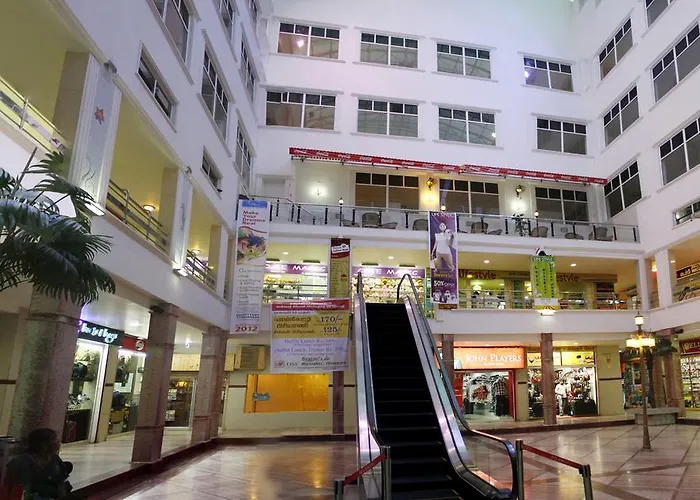 Hotel Dsf Grand Plaza