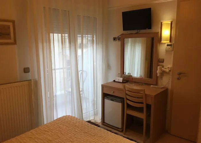 Hotel Orestion - Bike And Motorcycle Friendly Hotel