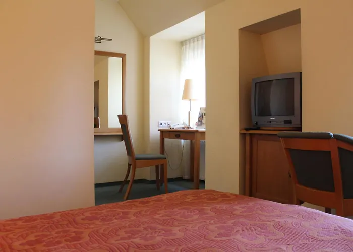 Hotel Zajazd Kultury, Dawniej Pocztowy