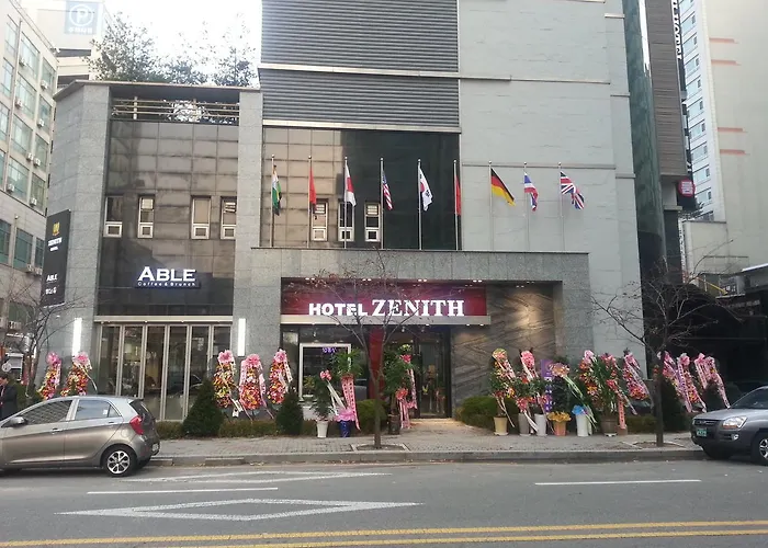 Zenith Tourist Hotel