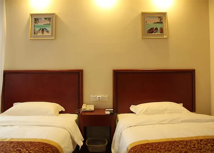 Greentree Inn Anhui Anqing Guangcaisiqi Business Hotel