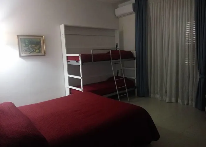 Hotel Caporal