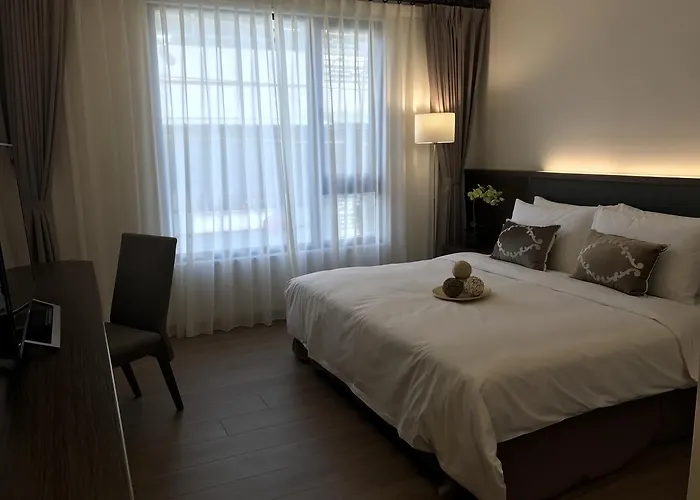 Ml Hotel