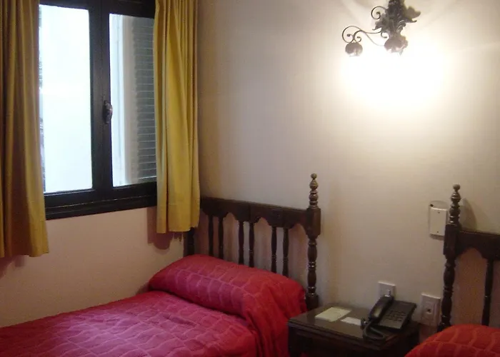 Emperatriz Hotel Familiar