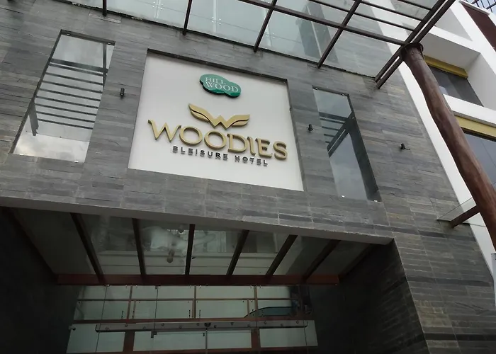 Woodies Bleisure Hotel