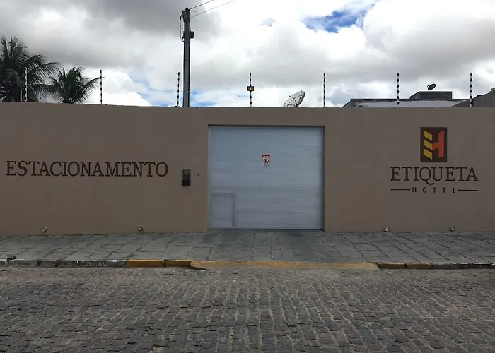 Etiqueta Hotel