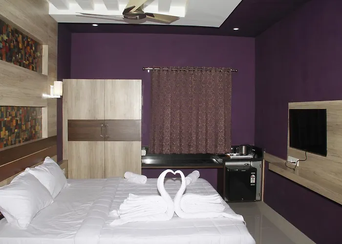 Jeyam Residency