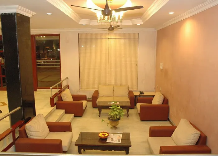 Hotel Saradharam