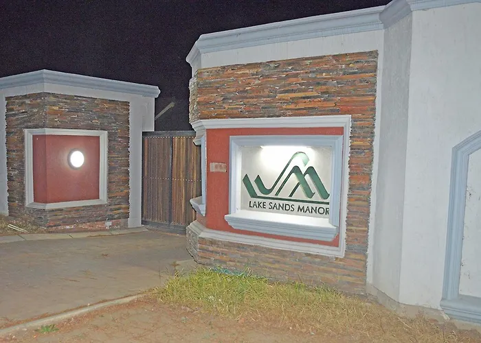 Lake Sands Manor