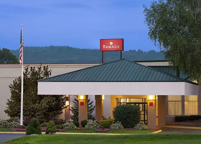 Ramada By Wyndham Cortland Hotel & Conference Center