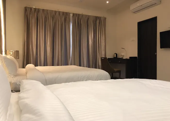 Hotel Sharanam