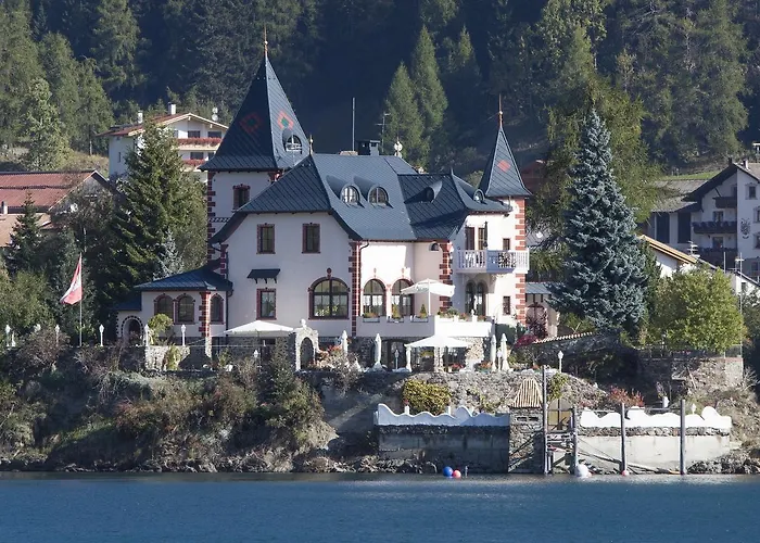 Hotel Schloesschen Am See