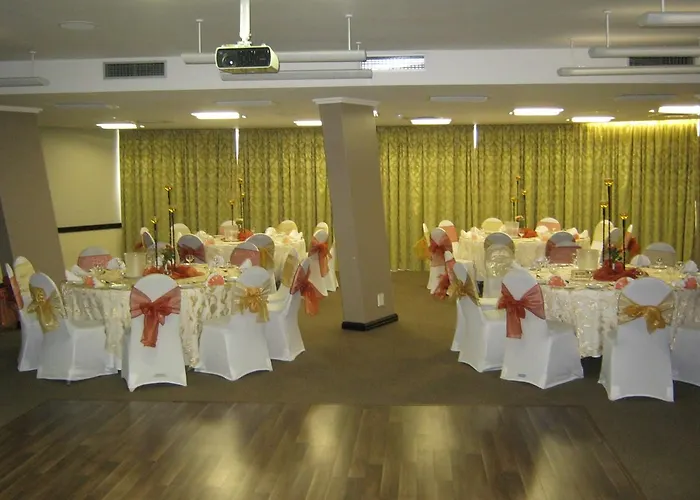 La Mercy Beach Hotel