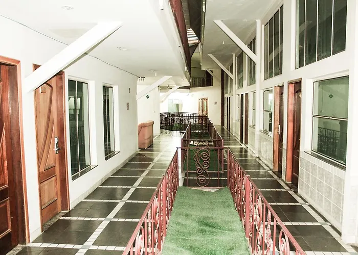 Cumbipar King Hotel