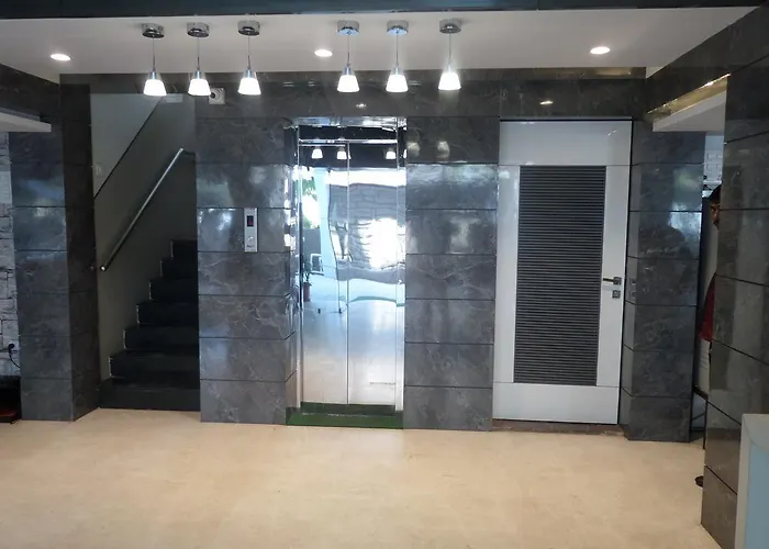 Hotel Saiprasad Solapur Pure Veg Hotel