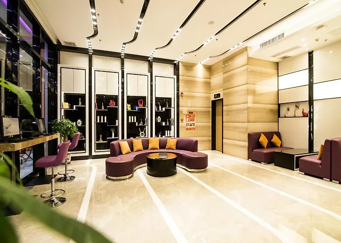 Lavande Hotel Jiangmen Yingbin Avenue