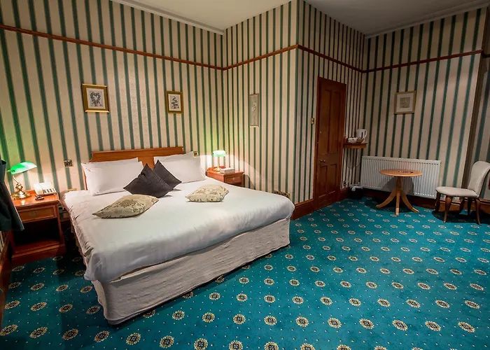 Harefield Manor Hotel