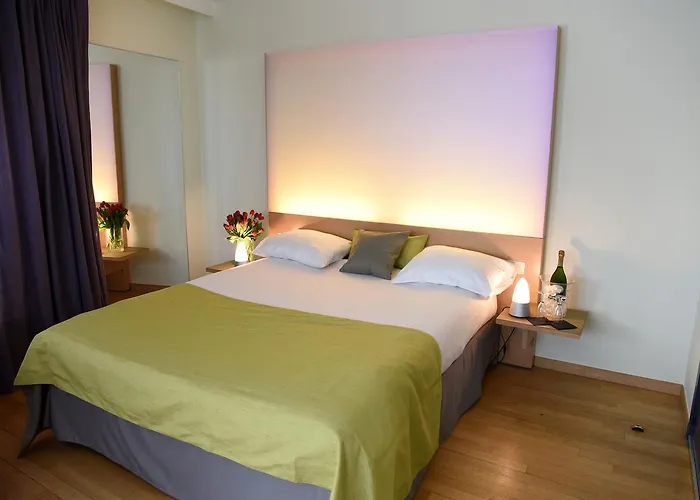 Hotel 322 Lambermont Brussels
