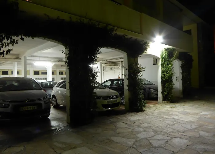 Hotel Cyrnea