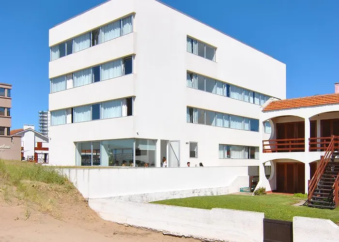Vista Hotel