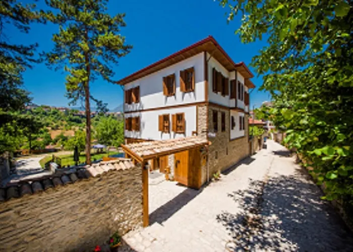 Akbulut Konak