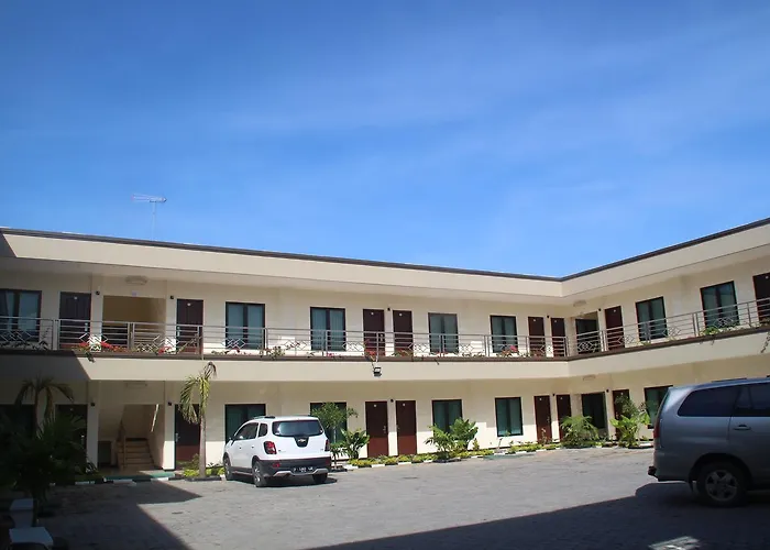 Green Garden Hotel
