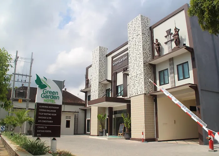 Green Garden Hotel
