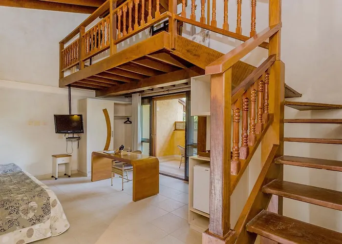 Beach Hotel Cambury