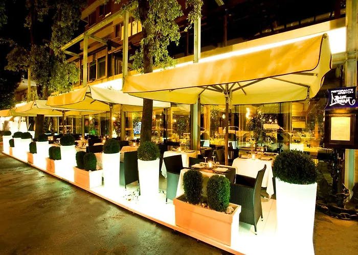 Hotel Savoy