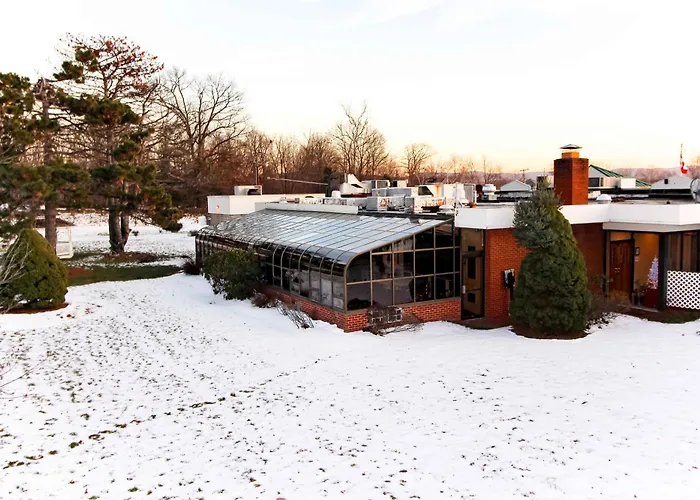 Newburgh Inn