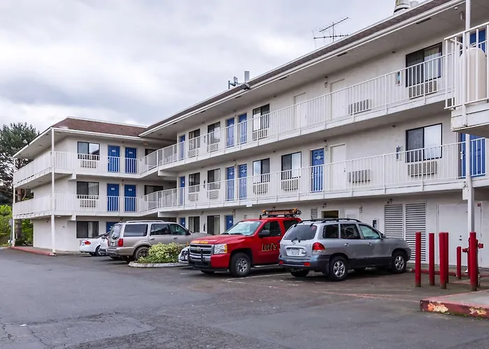 Motel 6-Kirkland, Wa - North Kirkland